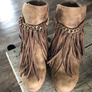 Adorable platform booties with fringe